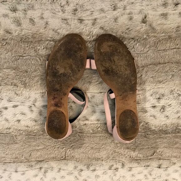 : : BALENCIAGA Studded Strappy Flat Sandals : : - Picture 4 of 8